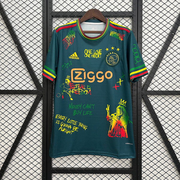 25∕26 Ajax Special Edition