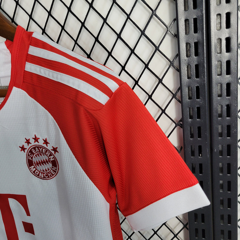 Kit Infantil Bayern Home 23/24 - Branco/Vermelho